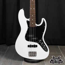 Fender Aerodyne II Made in Japan สีขาวขอบดำ Fender Aerodyne II Made in Japan สีขาวขอบดำ