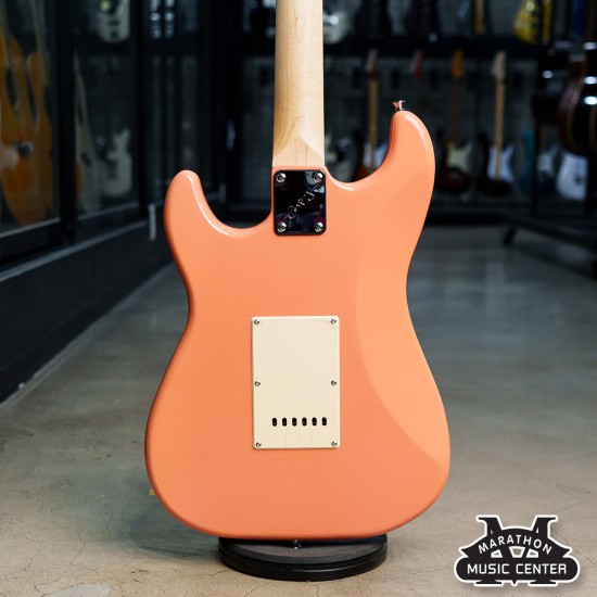 Century Soft pale Series Strat HSS