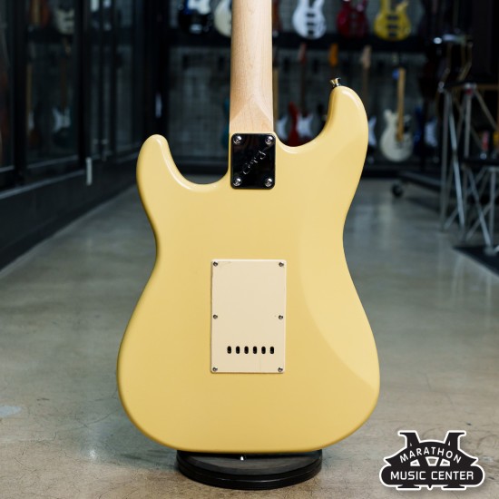 Century Soft pale Series Strat HSS