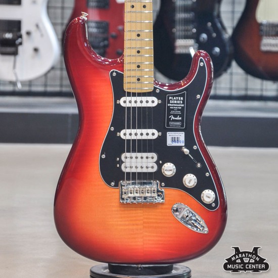 Fender Player Stratocaster HSS Plus Top