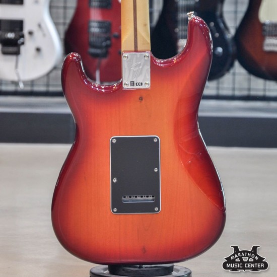 Fender Player Stratocaster HSS Plus Top