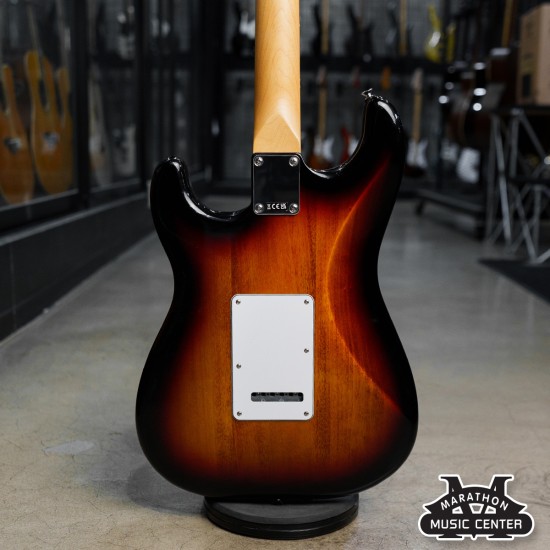 Fender Standard Strat SSS