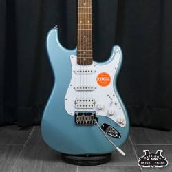 Squier FSR Affinity Stratocaster HSS คอLRL สี Ice Blue Metallic Squier FSR Affinity Stratocaster HSS คอLRL สี Ice Blue Metallic
