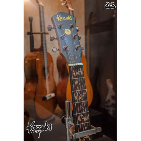 Kazuki AKZ-KNY41CE Kazuki AKZ-KNY41CE
