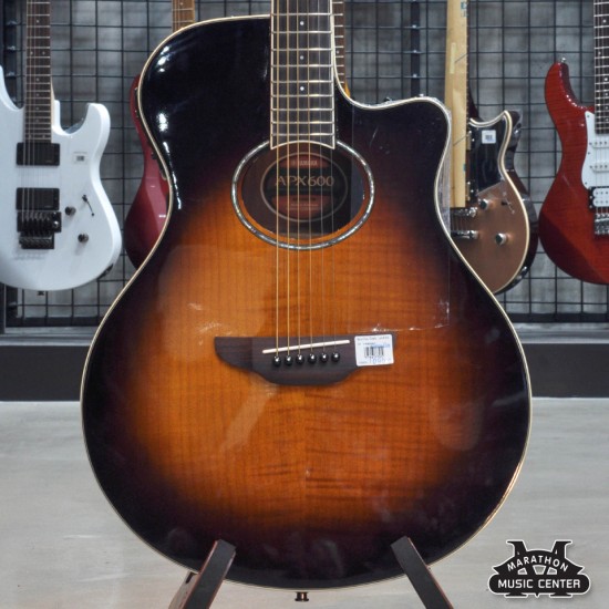 YAMAHA APX600