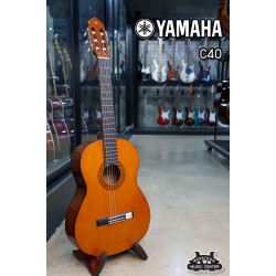 yamaha C40