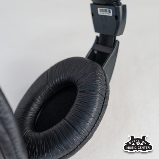 Behringer HPM1000