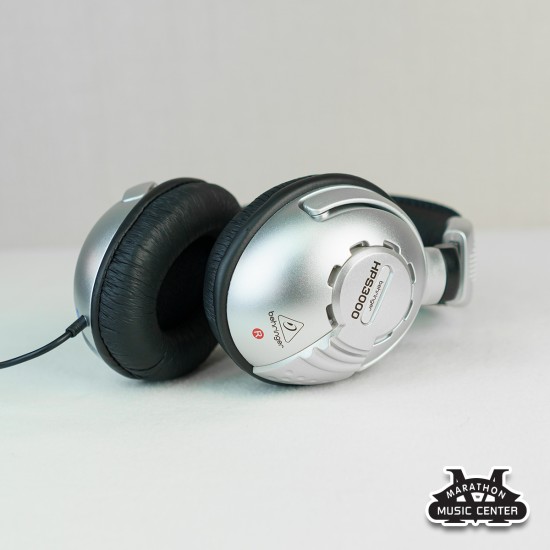 Behringer HPS3000