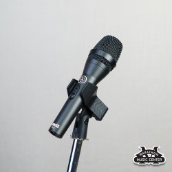 AKG P3S AKG P3S